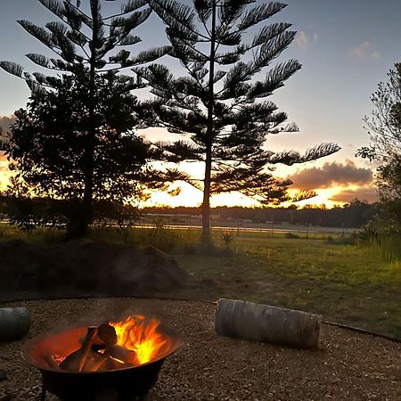 Tulloch Estate Villa Tuncurry Bagian luar foto