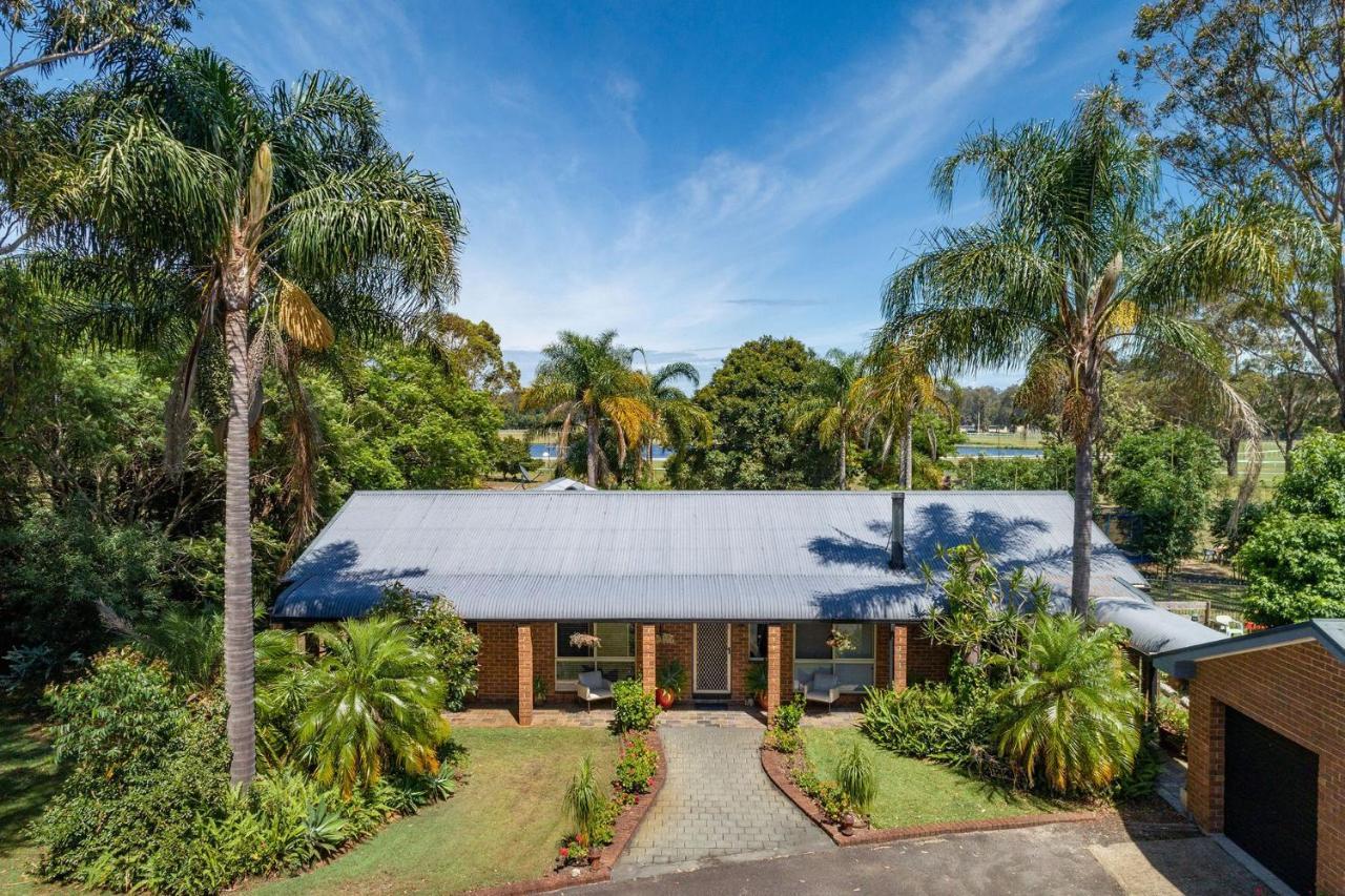 Tulloch Estate Villa Tuncurry Bagian luar foto